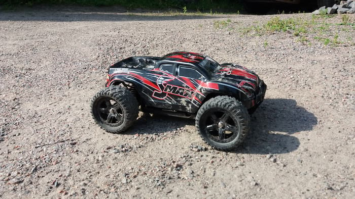 REMO SMAX harjallinen 1/16 RC-auto